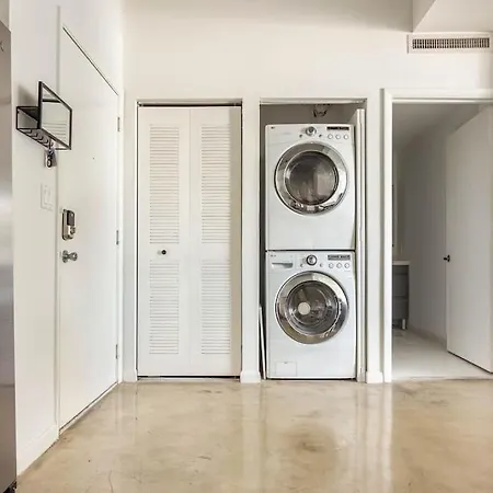 1Br Loft In Downtown With Bay View And Workspace Miami Exterior photo
