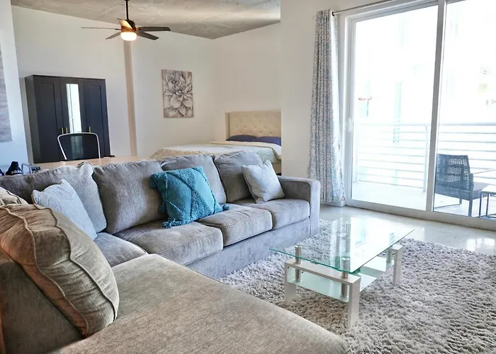 1Br Loft In Downtown With Bay View And Workspace